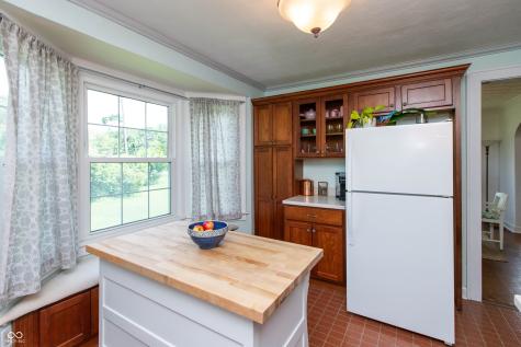 312 Orchard Lane Greenwood IN 46142