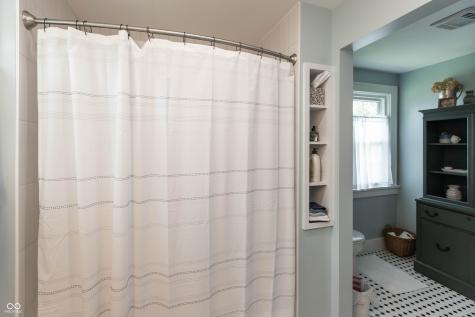 312 Orchard Lane Greenwood IN 46142