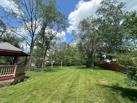 7669 Pinesprings East Drive Indianapolis IN 46256