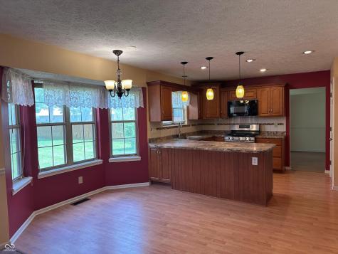 7669 Pinesprings East Drive Indianapolis IN 46256