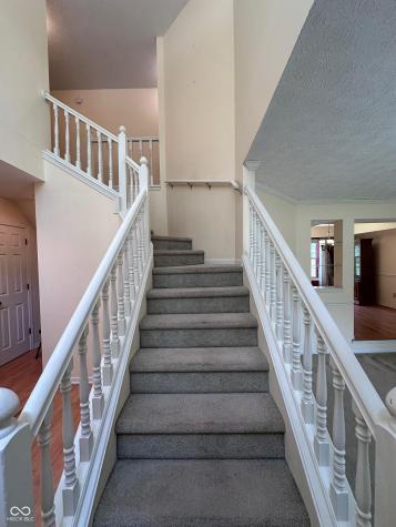 7669 Pinesprings East Drive Indianapolis IN 46256