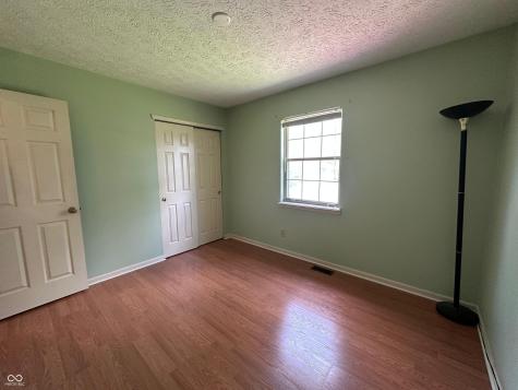 7669 Pinesprings East Drive Indianapolis IN 46256
