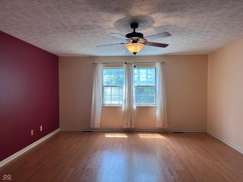 7669 Pinesprings East Drive Indianapolis IN 46256