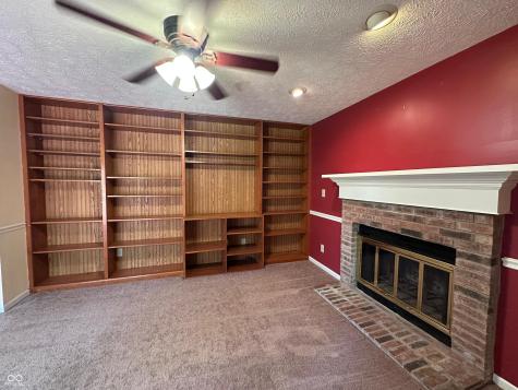 7669 Pinesprings East Drive Indianapolis IN 46256