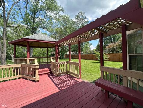 7669 Pinesprings East Drive Indianapolis IN 46256