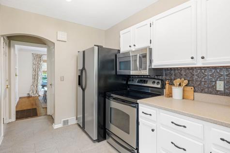 6226 N Delaware Street Indianapolis IN 46220
