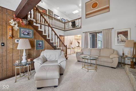 8002 N Lakeview Drive Unionville IN 47468