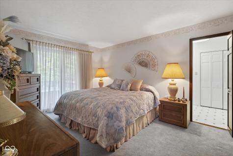 8002 N Lakeview Drive Unionville IN 47468