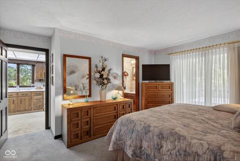 8002 N Lakeview Drive Unionville IN 47468