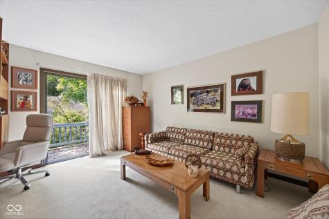 8002 N Lakeview Drive Unionville IN 47468