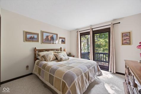 8002 N Lakeview Drive Unionville IN 47468