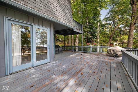 8002 N Lakeview Drive Unionville IN 47468