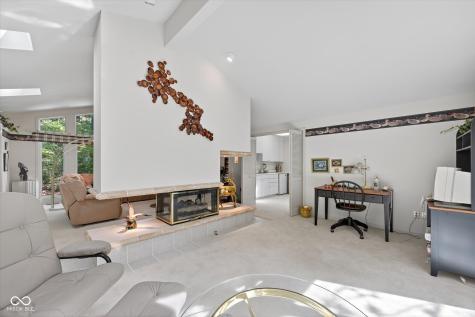 8002 N Lakeview Drive Unionville IN 47468