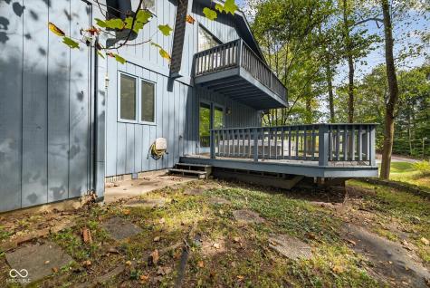 8002 N Lakeview Drive Unionville IN 47468