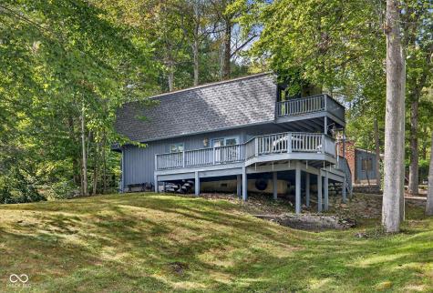 8002 N Lakeview Drive Unionville IN 47468