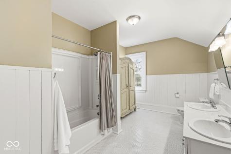 5710 Lawton Loop West Drive Indianapolis IN 46216