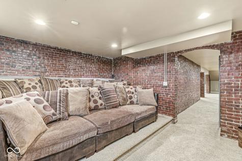 5710 Lawton Loop West Drive Indianapolis IN 46216