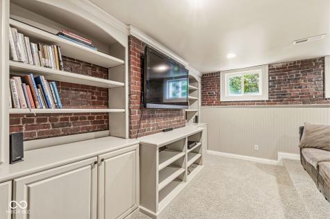 5710 Lawton Loop West Drive Indianapolis IN 46216