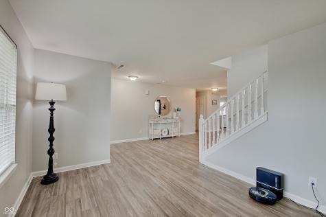 825 Palisades Court Greenwood IN 46143