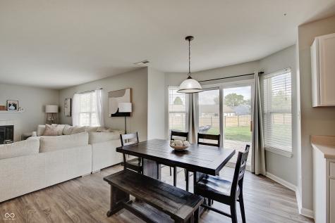 825 Palisades Court Greenwood IN 46143