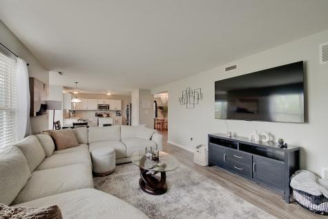 825 Palisades Court Greenwood IN 46143