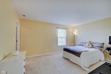 825 Palisades Court Greenwood IN 46143