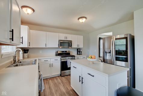 825 Palisades Court Greenwood IN 46143