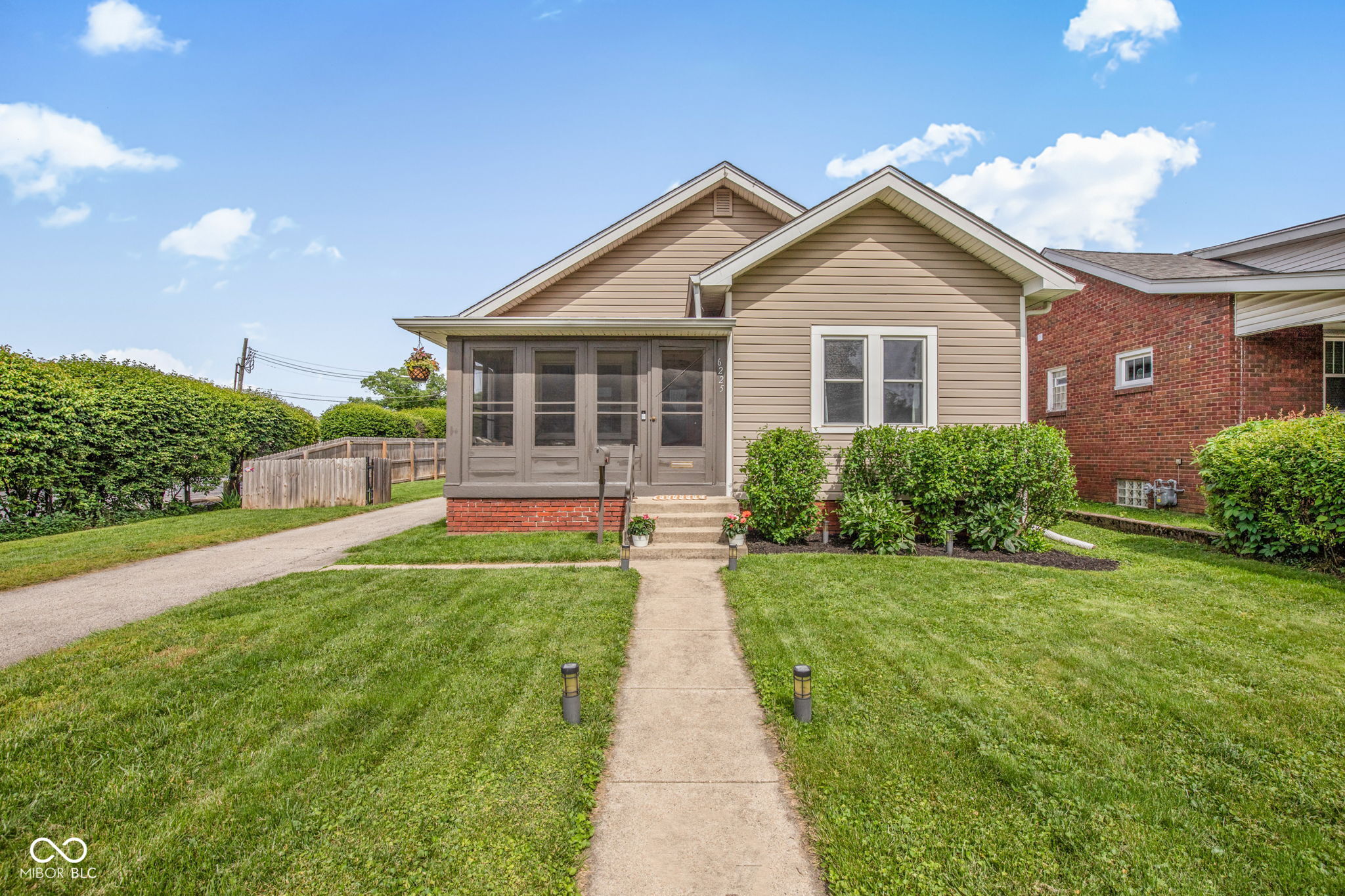 6225 Haverford Avenue Indianapolis IN 46220