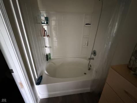 1727 Dogwood Lake Way Indianapolis IN 46239