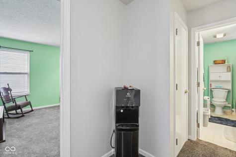 4927 Flame Way Indianapolis IN 46254