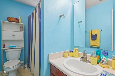 4927 Flame Way Indianapolis IN 46254