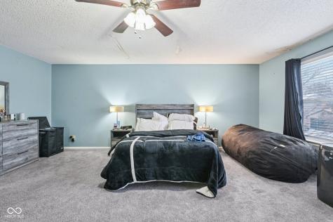 4927 Flame Way Indianapolis IN 46254
