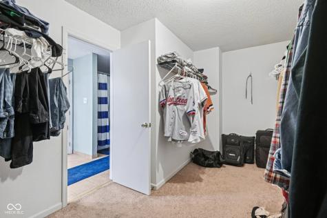 4927 Flame Way Indianapolis IN 46254