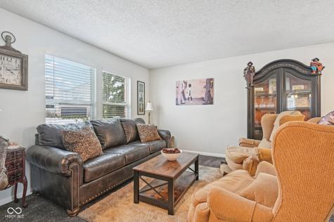 4927 Flame Way Indianapolis IN 46254