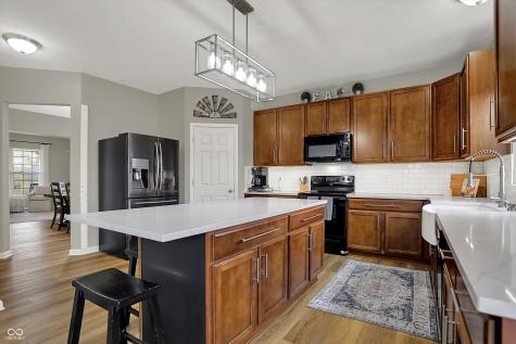 8734 Blue Marlin Drive Indianapolis IN 46239