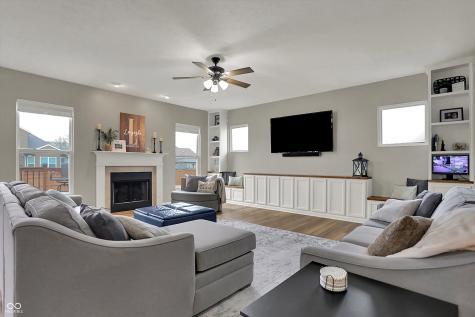 8734 Blue Marlin Drive Indianapolis IN 46239