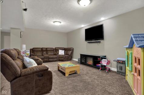 8734 Blue Marlin Drive Indianapolis IN 46239