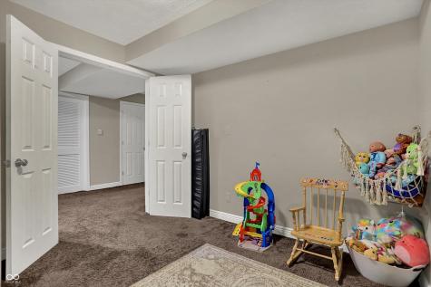 8734 Blue Marlin Drive Indianapolis IN 46239