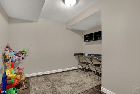 8734 Blue Marlin Drive Indianapolis IN 46239