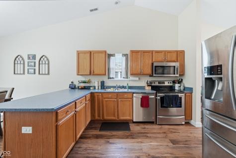 5427 Claybrooke Drive Indianapolis IN 46221