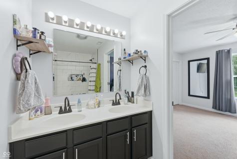5427 Claybrooke Drive Indianapolis IN 46221