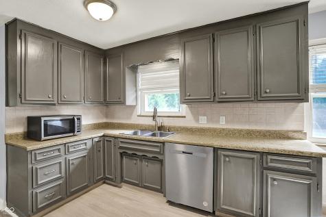 125 E Waterbury Road Indianapolis IN 46227