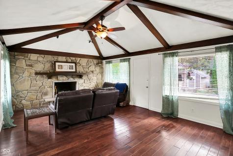 125 E Waterbury Road Indianapolis IN 46227