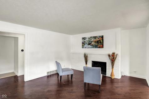 125 E Waterbury Road Indianapolis IN 46227