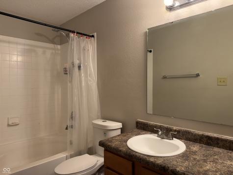 1715 Brassica Way Indianapolis IN 46217