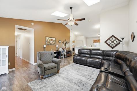 986 Youngs Creek Drive Franklin IN 46131