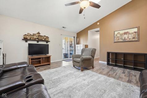 986 Youngs Creek Drive Franklin IN 46131