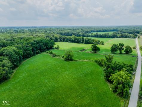 1715 Templewood Drive Zionsville IN 46077