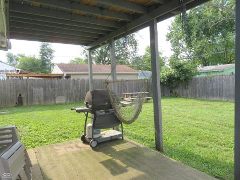 4044 Evelyn Street Indianapolis IN 46222