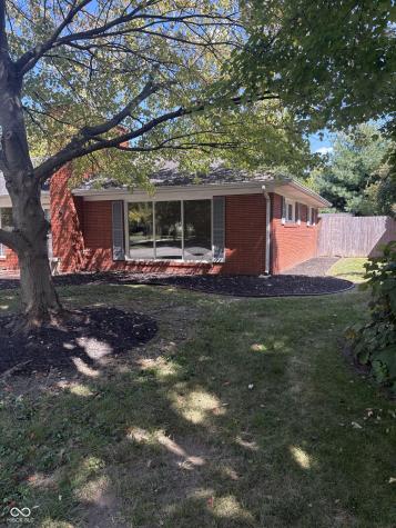 1921 Washington Street Columbus IN 47201